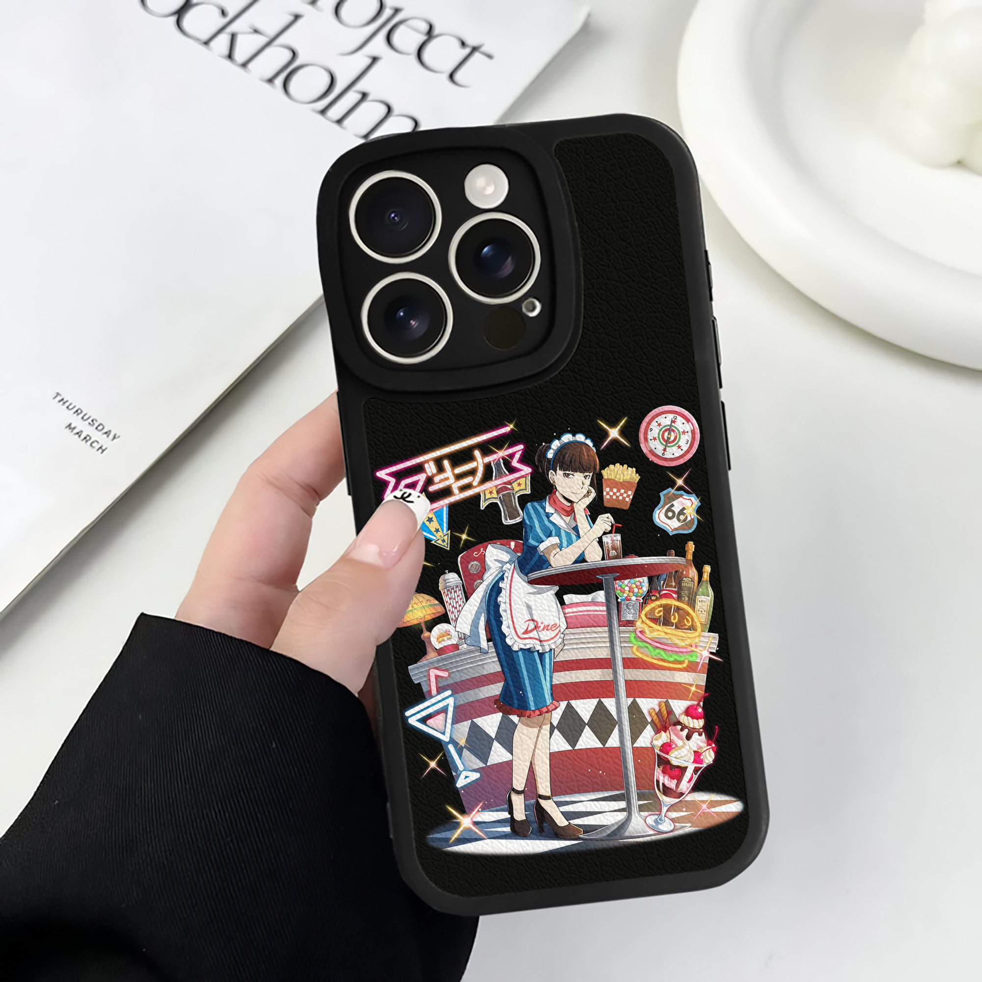 （画像用） 文豪ストレイドッグス Bungo Stray Dogs 【iPhone 16シリーズ対応】シリコンスマホケース（レザー調） 材質：シリコン